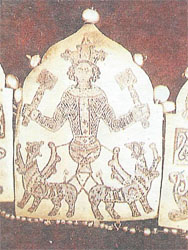 Центральный щиток диадемы с изображением славянского языческого божества в виде Александра Македонского