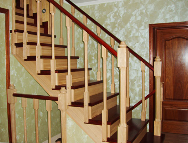Какая она, роскошная деревянная лестница?